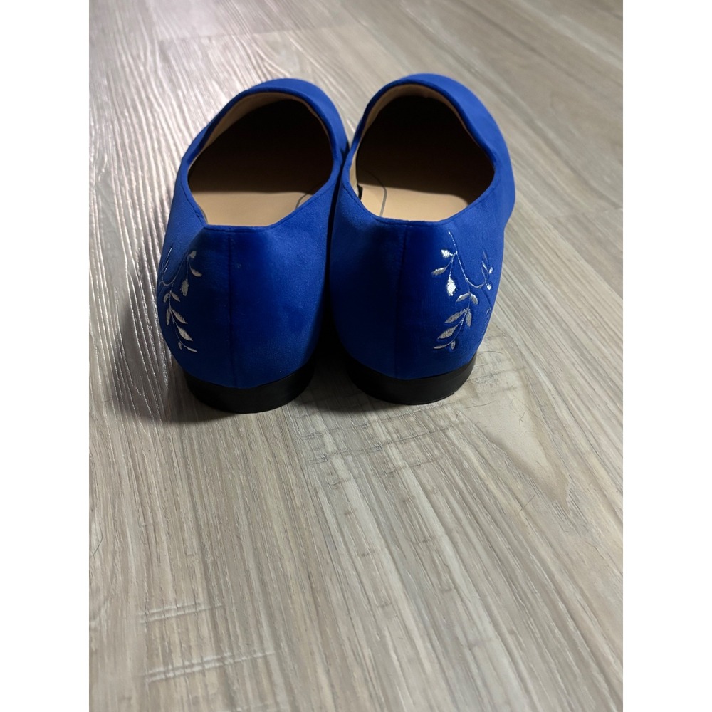 Vionic Willa Royal Blue Suede Embroidered Loafers Flats Womens 9.5 Silver Floral - Picture 4 of 8